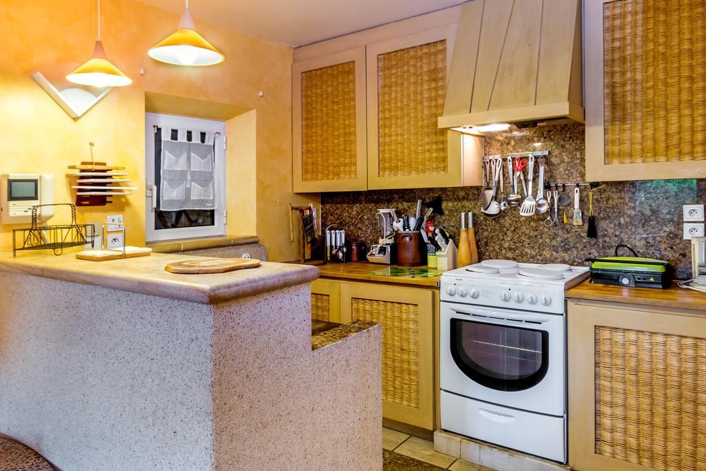 Lou Granos Bed & Breakfast Gordes Ngoại thất bức ảnh